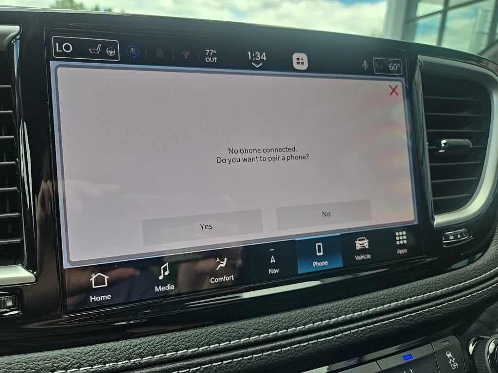 New 2027 Chrysler Pacifica Select w/ Family Tech Group FWD image 56