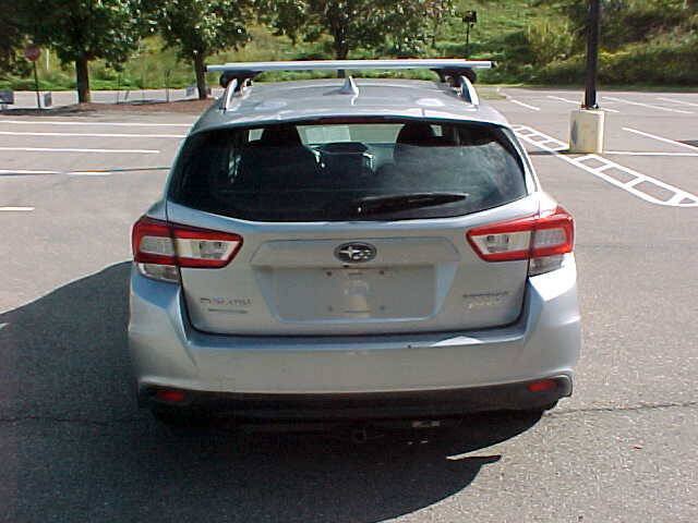 Used 2017 Subaru Impreza 2.0i Premium AWD/4WD image 7
