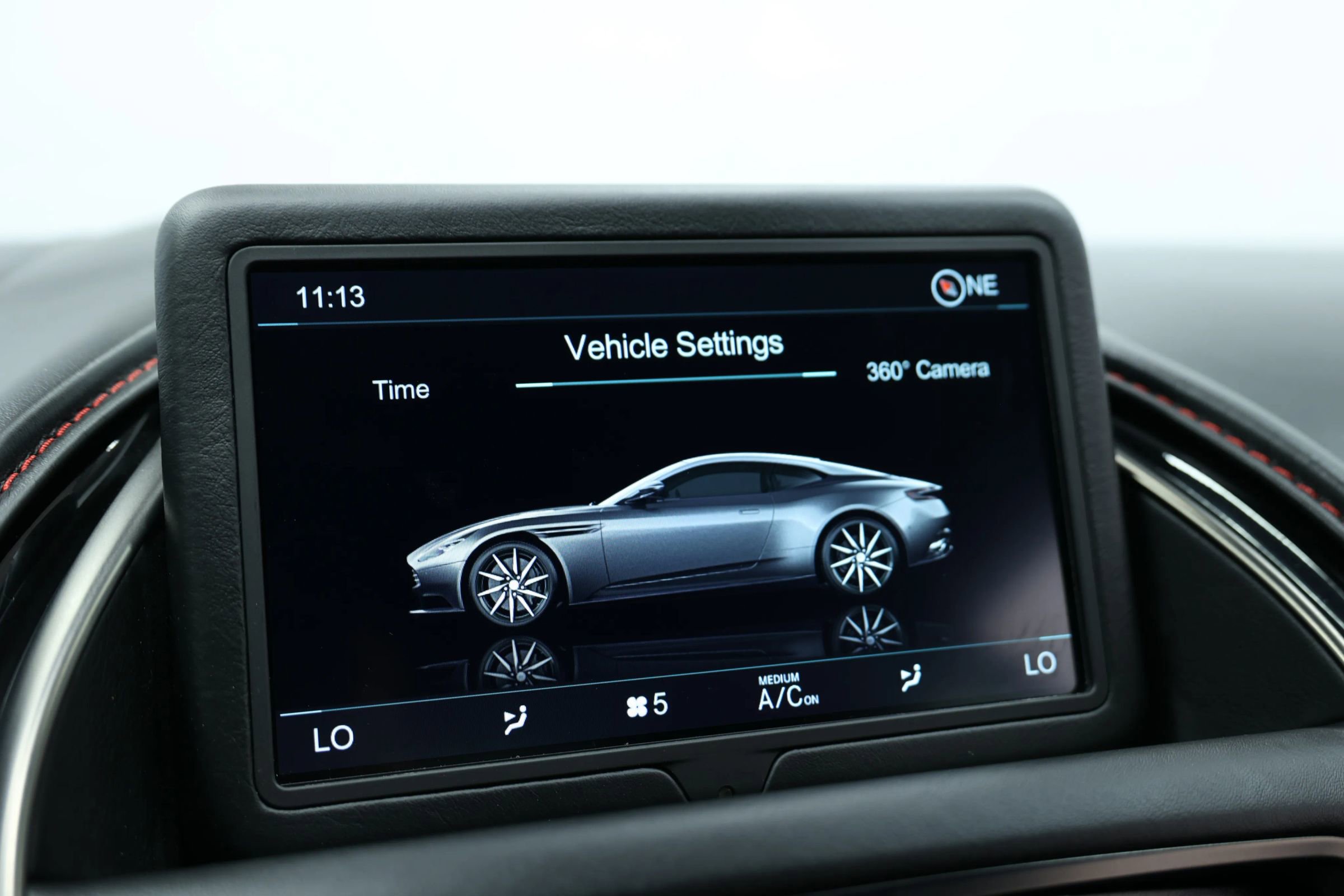 Used 2018 Aston Martin DB11 V12 image 33