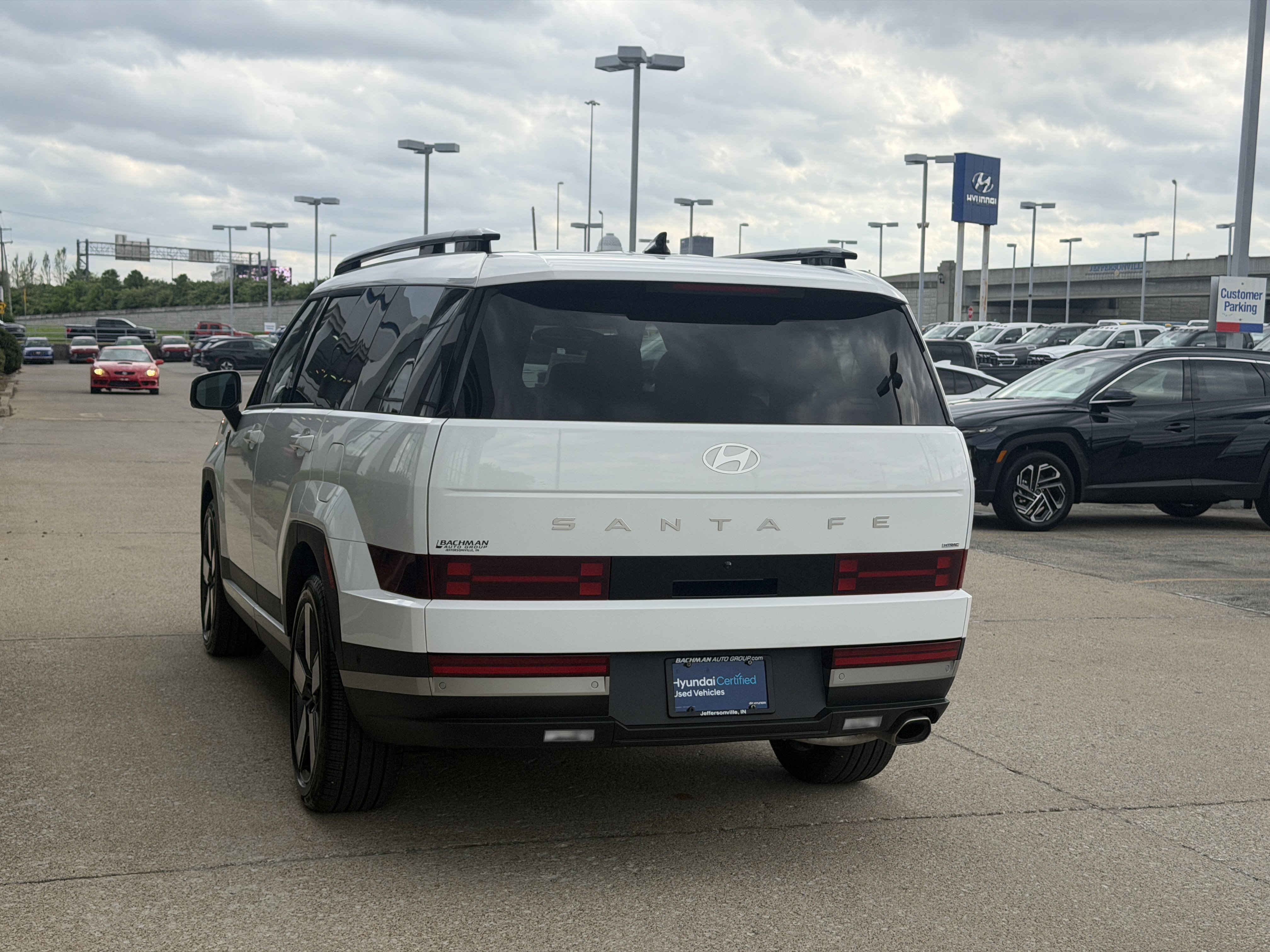 Used 2025 Hyundai Santa Fe Limited AWD/4WD image 7