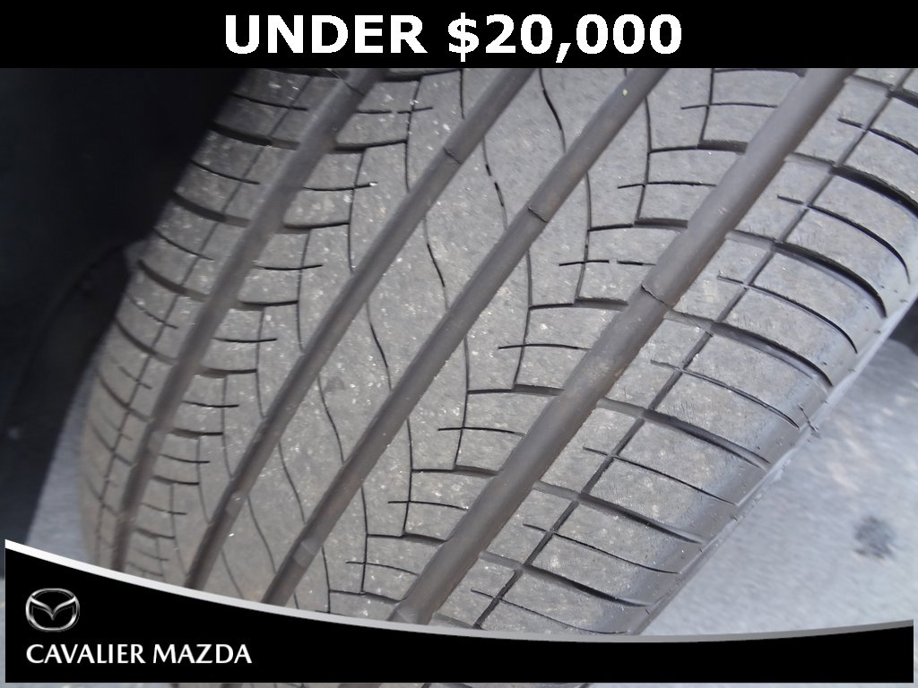 Used 2018 Volvo XC60 T6 Momentum w/ Convenience Package image 40