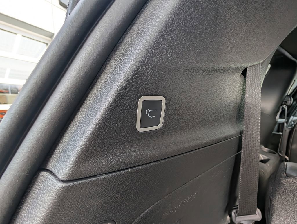 New 2026 Chrysler Pacifica Select w/ S Appearance Package FWD image 43