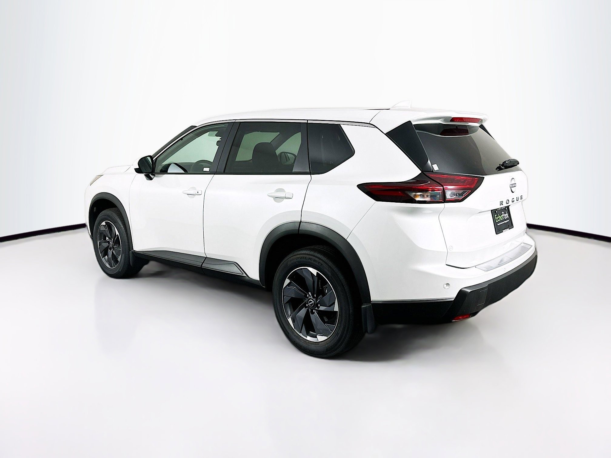Used 2026 Nissan Rogue SV FWD image 5