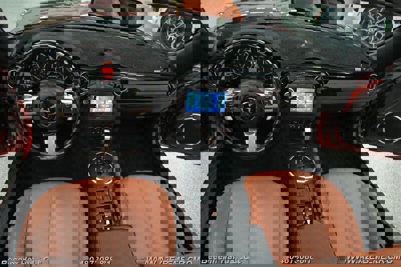 Used 2008 MAZDA MX-5 Miata Grand Touring w/ Premium Pkg image 15