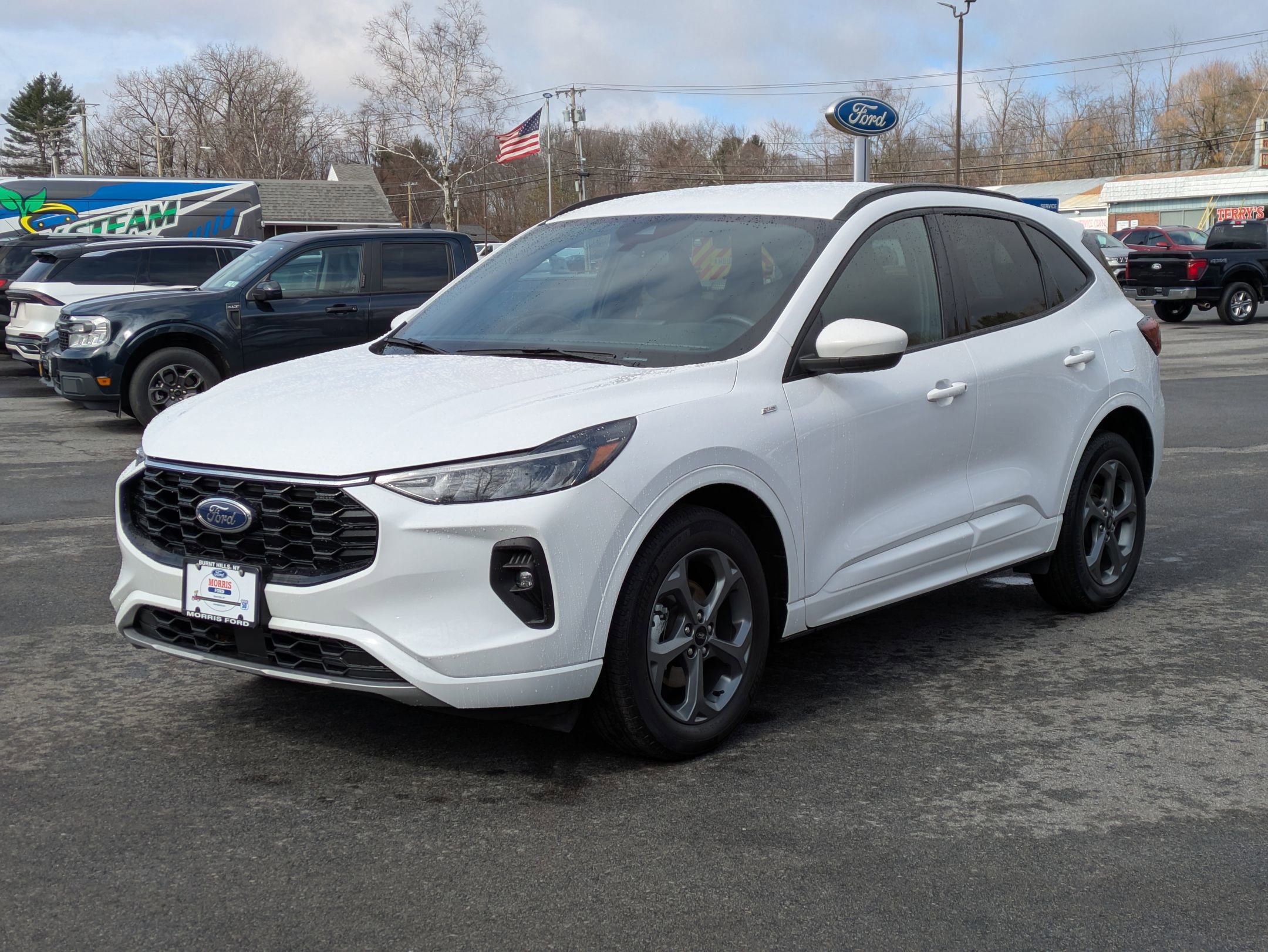 Certified 2023 Ford Escape ST-Line Select w/ Tech Pack #1 image 5