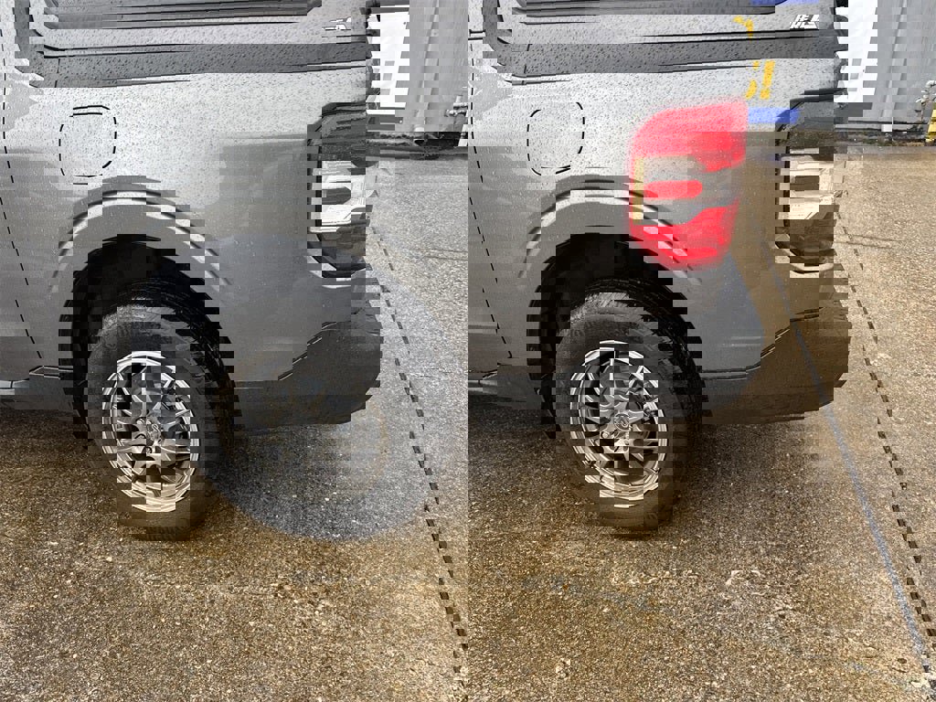 Used 2022 Ford Maverick XL image 7