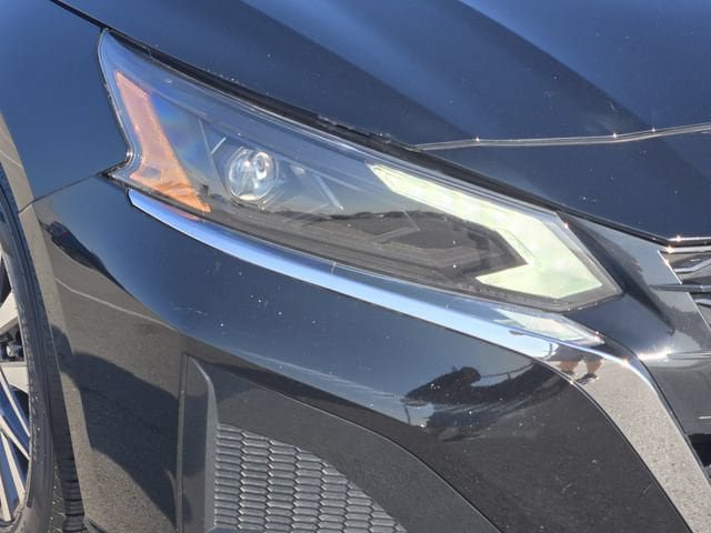 Used 2025 Nissan Altima 2.5 SV FWD image 9