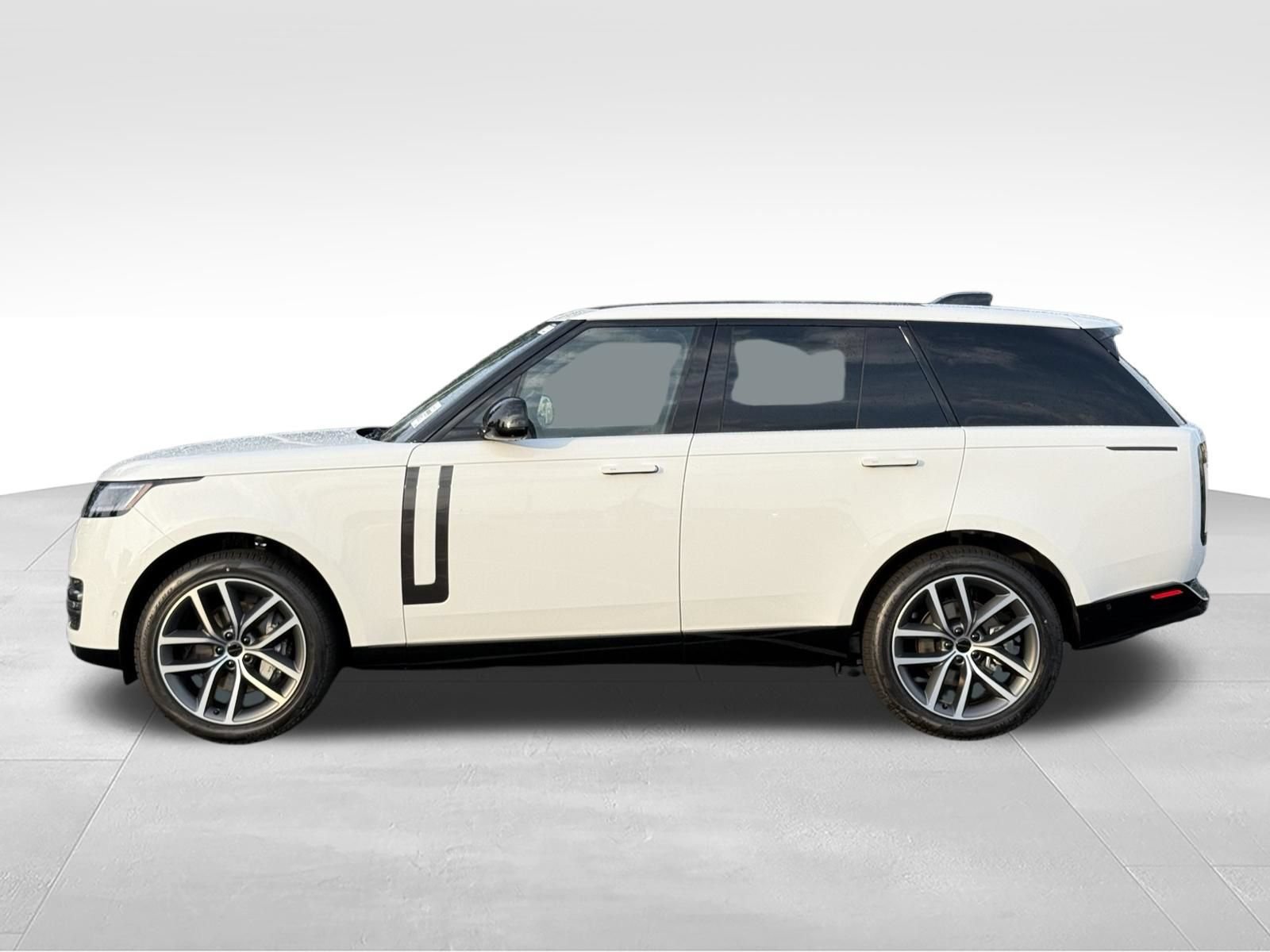 New 2026 Land Rover Range Rover SE AWD/4WD image 2
