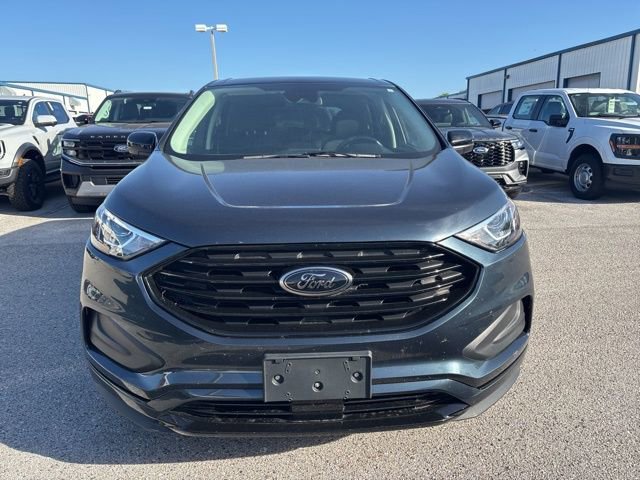 Used 2024 Ford Edge SE w/ Black Appearance Package AWD/4WD image 2