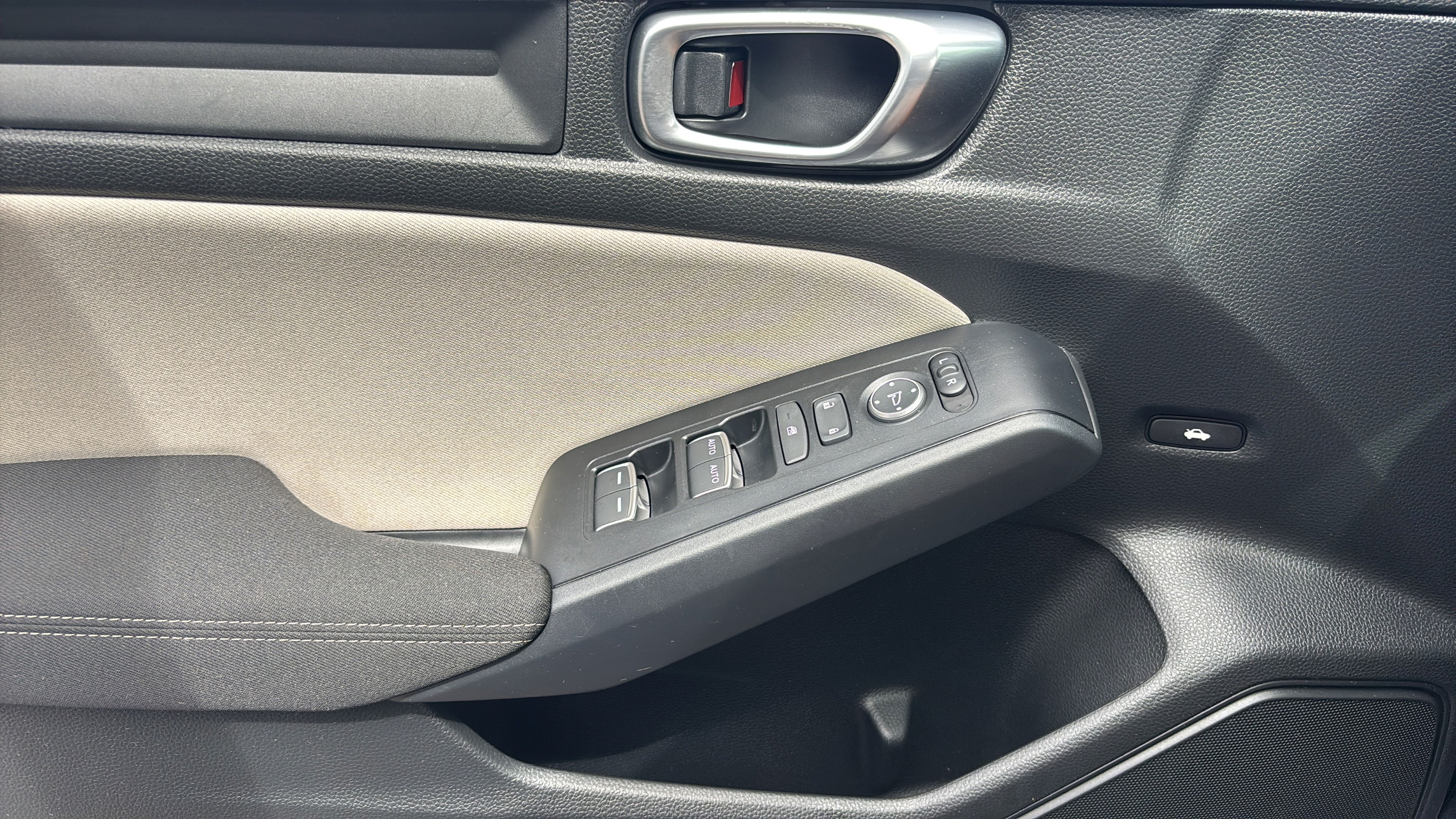 Certified 2024 Honda Civic LX image 17