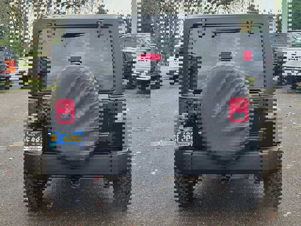 Used 2012 Jeep Wrangler Rubicon w/ Dual Top Group image 7