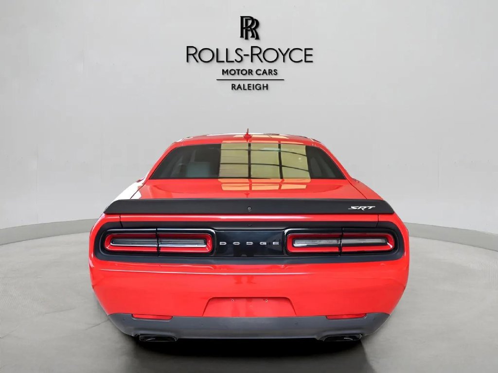 Used 2015 Dodge Challenger SRT Hellcat RWD image 5