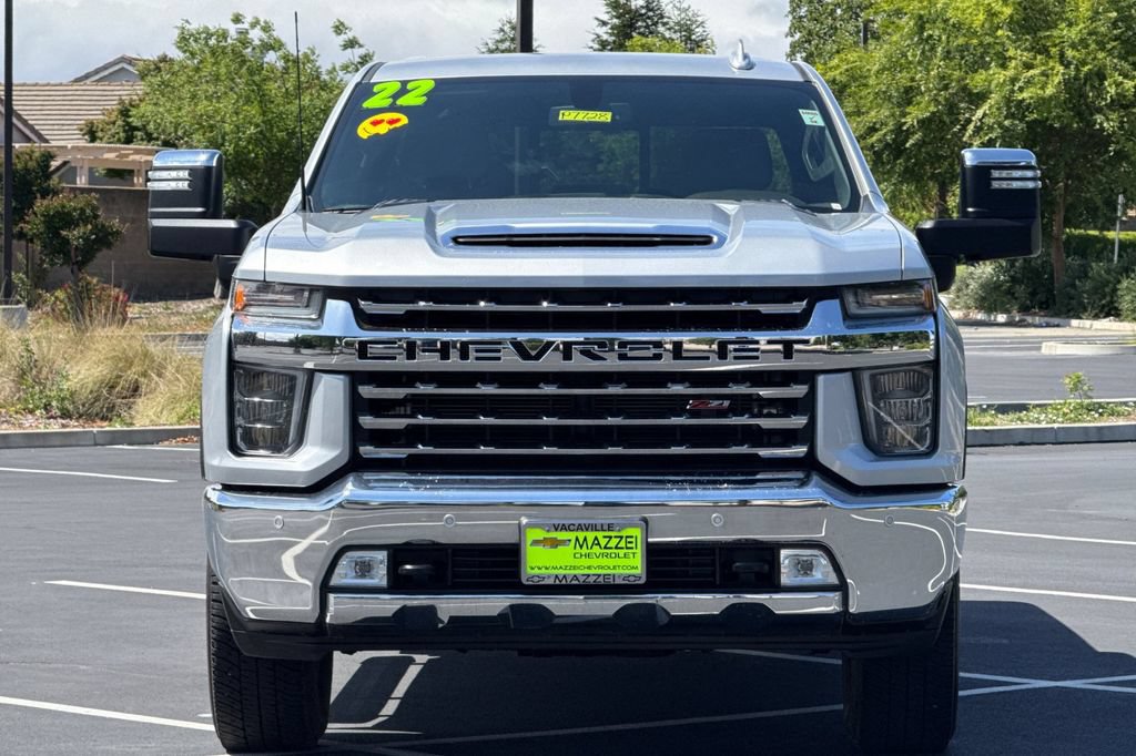 Used 2022 Chevrolet Silverado 2500 LTZ w/ LTZ Plus Package AWD/4WD image 7