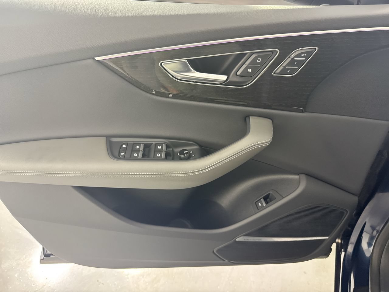Used 2025 Audi Q8 Premium Plus w/ Premium Plus Package AWD/4WD image 26