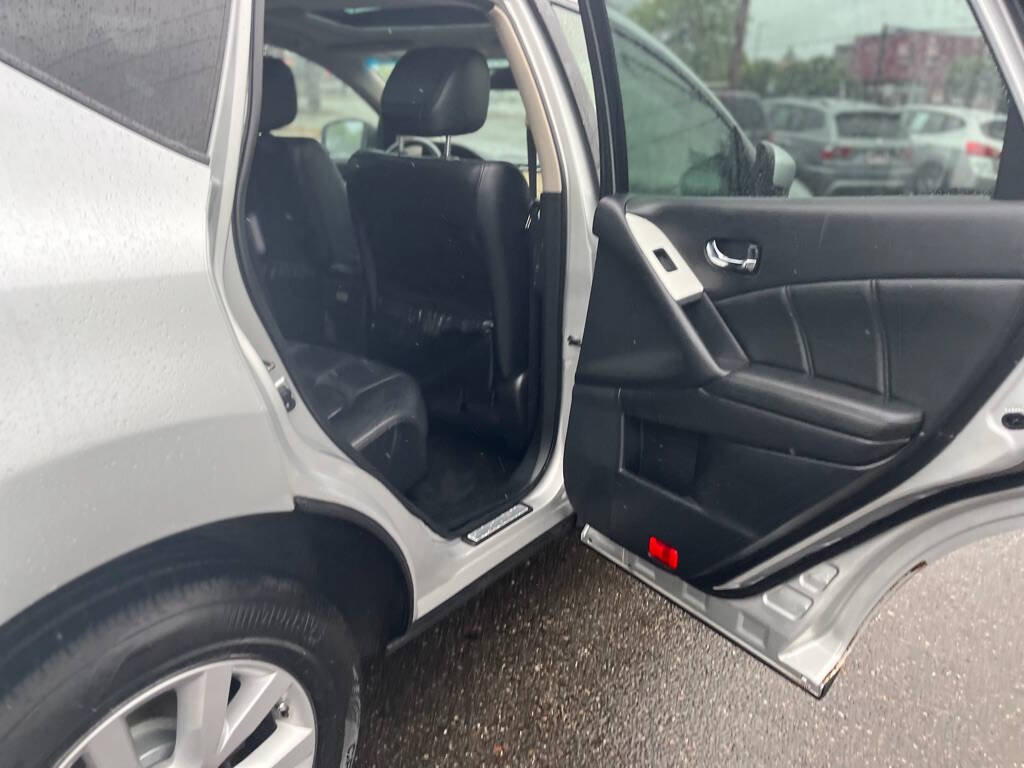 Used 2011 Nissan Murano SL w/ Navigation Pkg AWD/4WD image 19