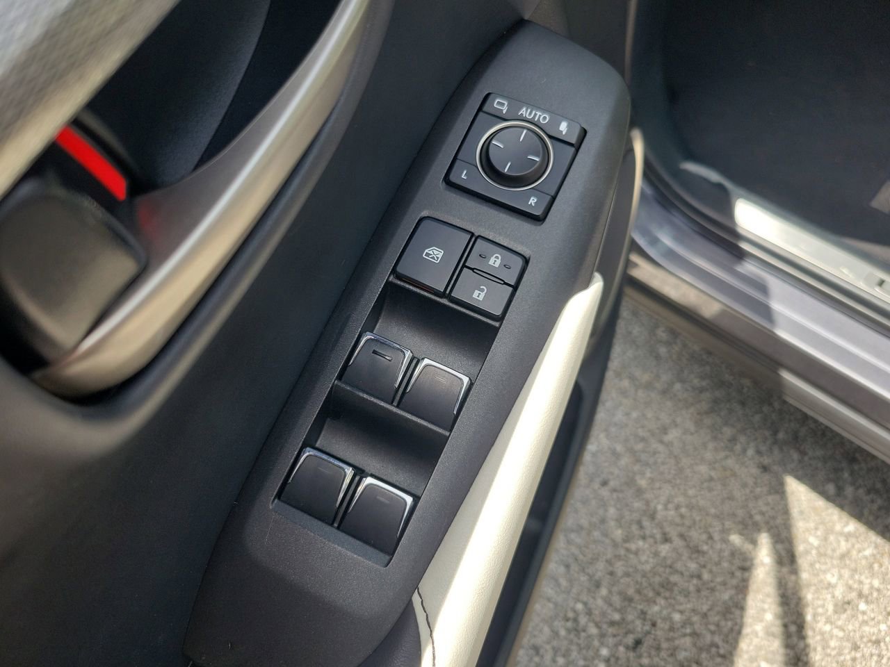 Used 2021 Lexus NX 300 F Sport w/ F Sport Premium Package FWD image 15