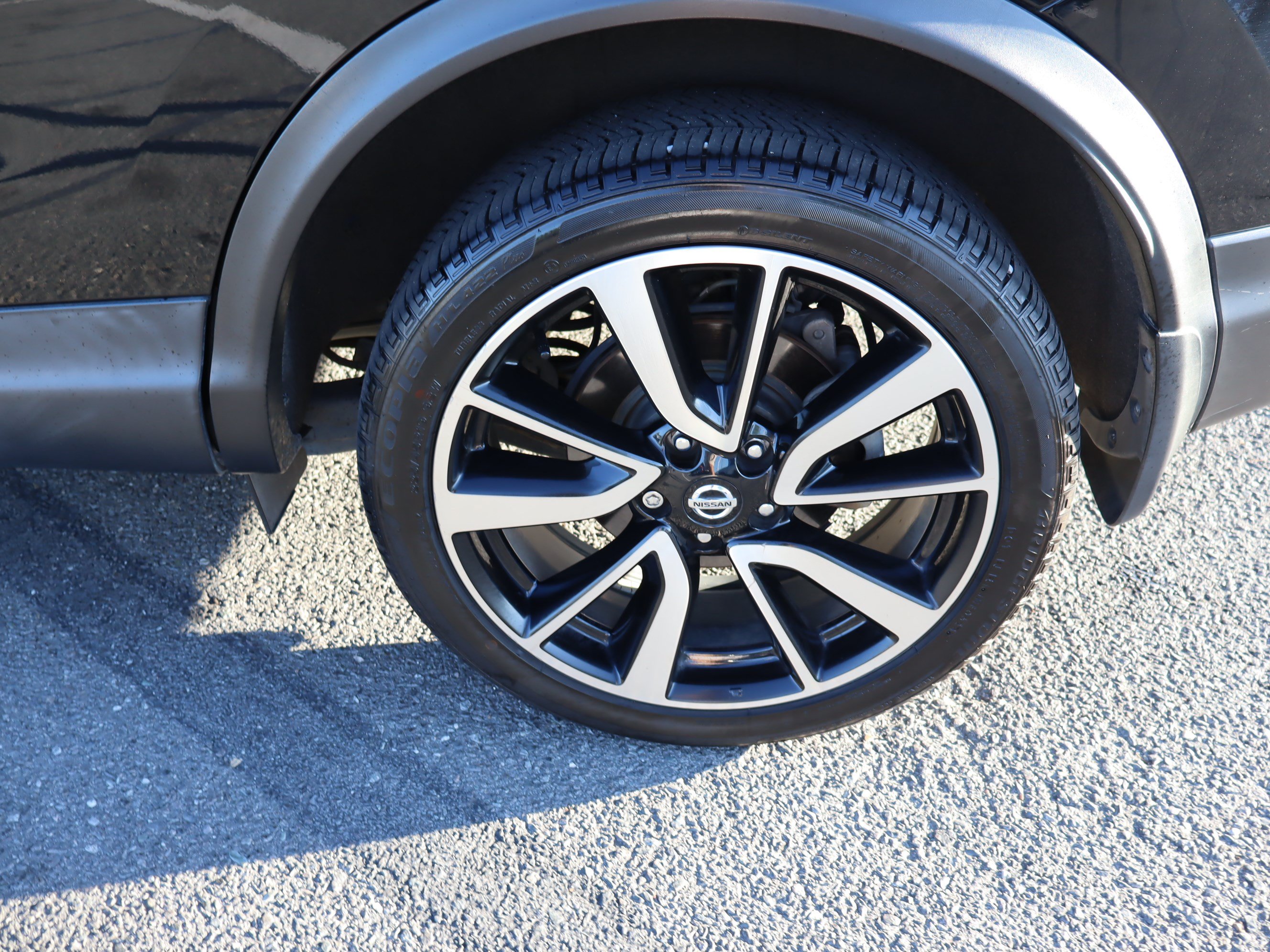Used 2019 Nissan Rogue Sport SL FWD image 40