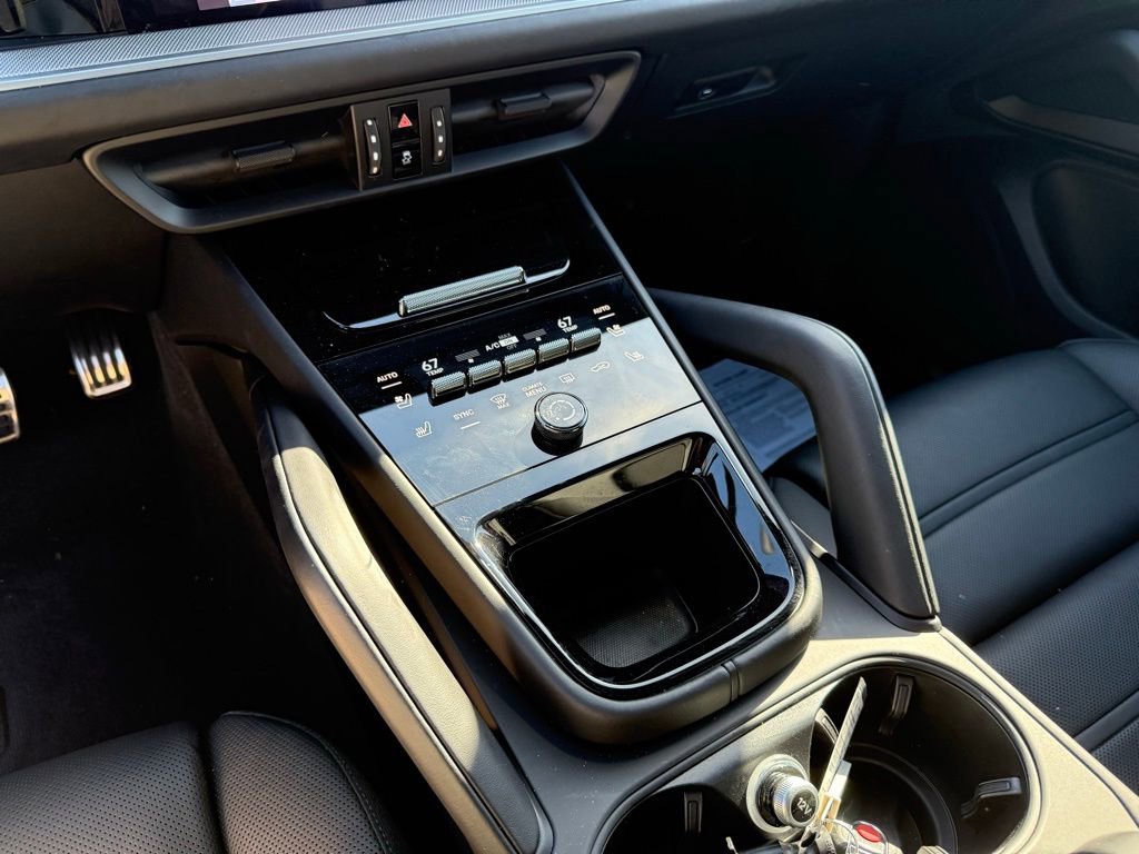 Used 2026 Porsche Cayenne S image 20