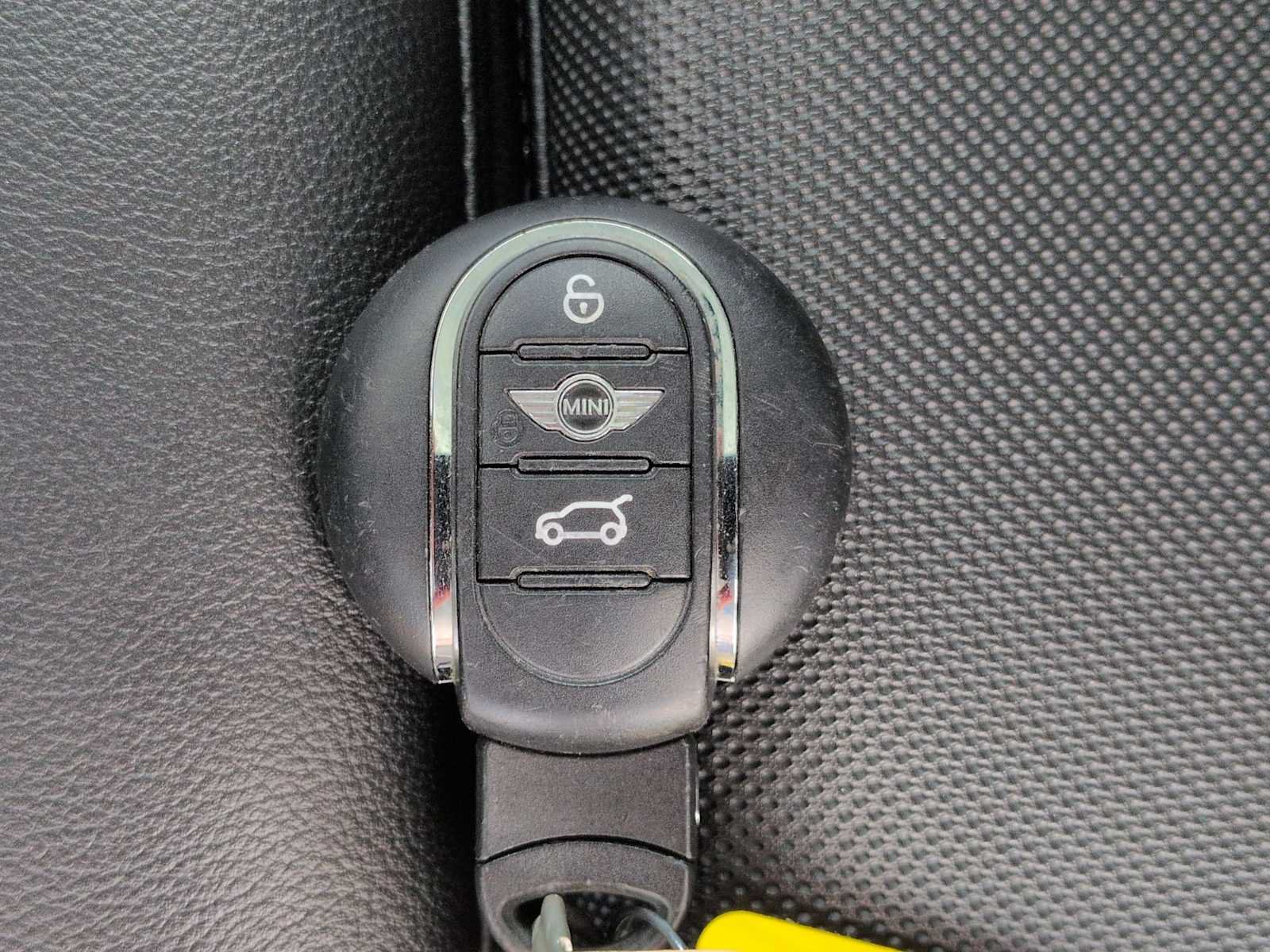 Used 2016 MINI Cooper S FWD image 38