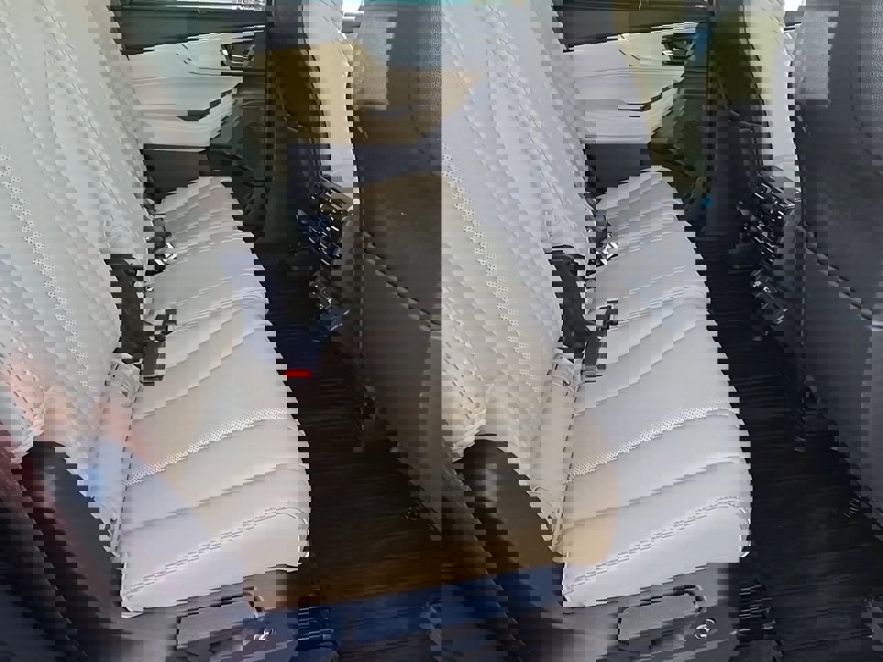 Used 2022 Acura MDX SH-AWD w/ Technology Package image 39