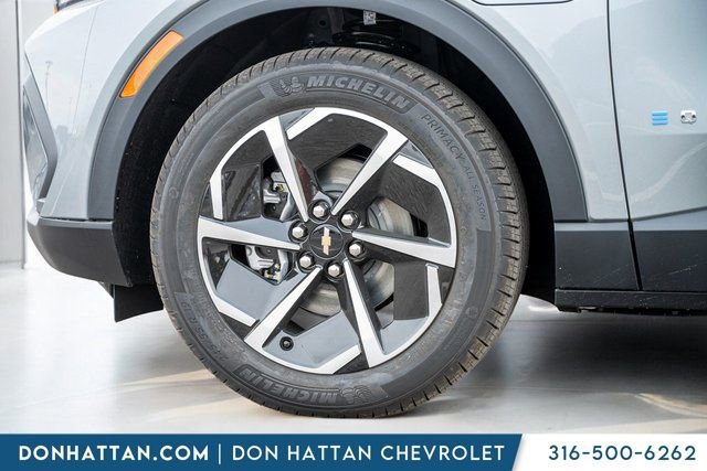 New 2026 Chevrolet Equinox EV LT image 35