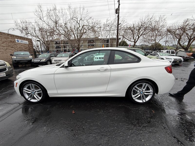 Used 2015 BMW 228i xDrive Coupe AWD/4WD image 8