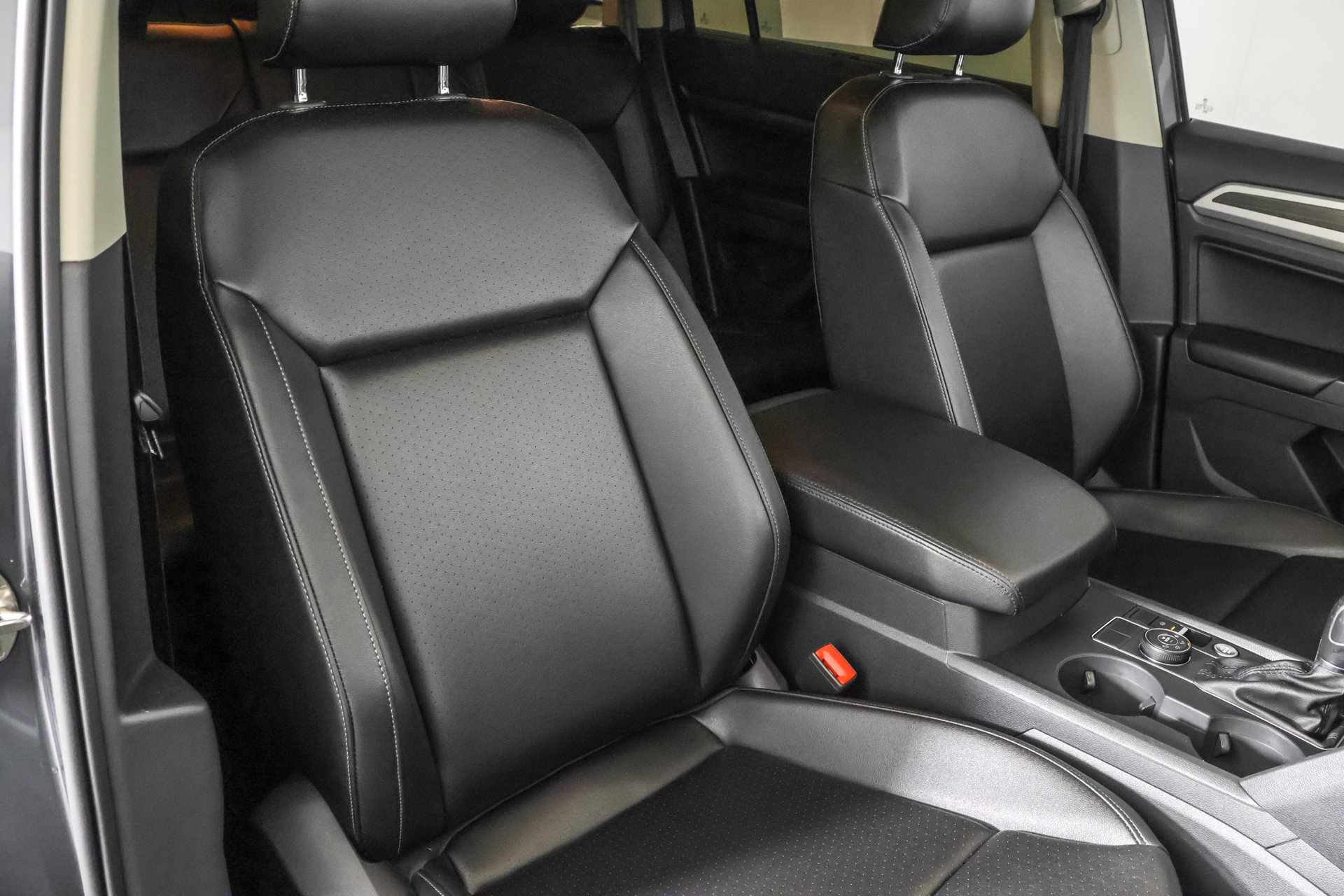 Used 2018 Volkswagen Atlas SE AWD/4WD image 47