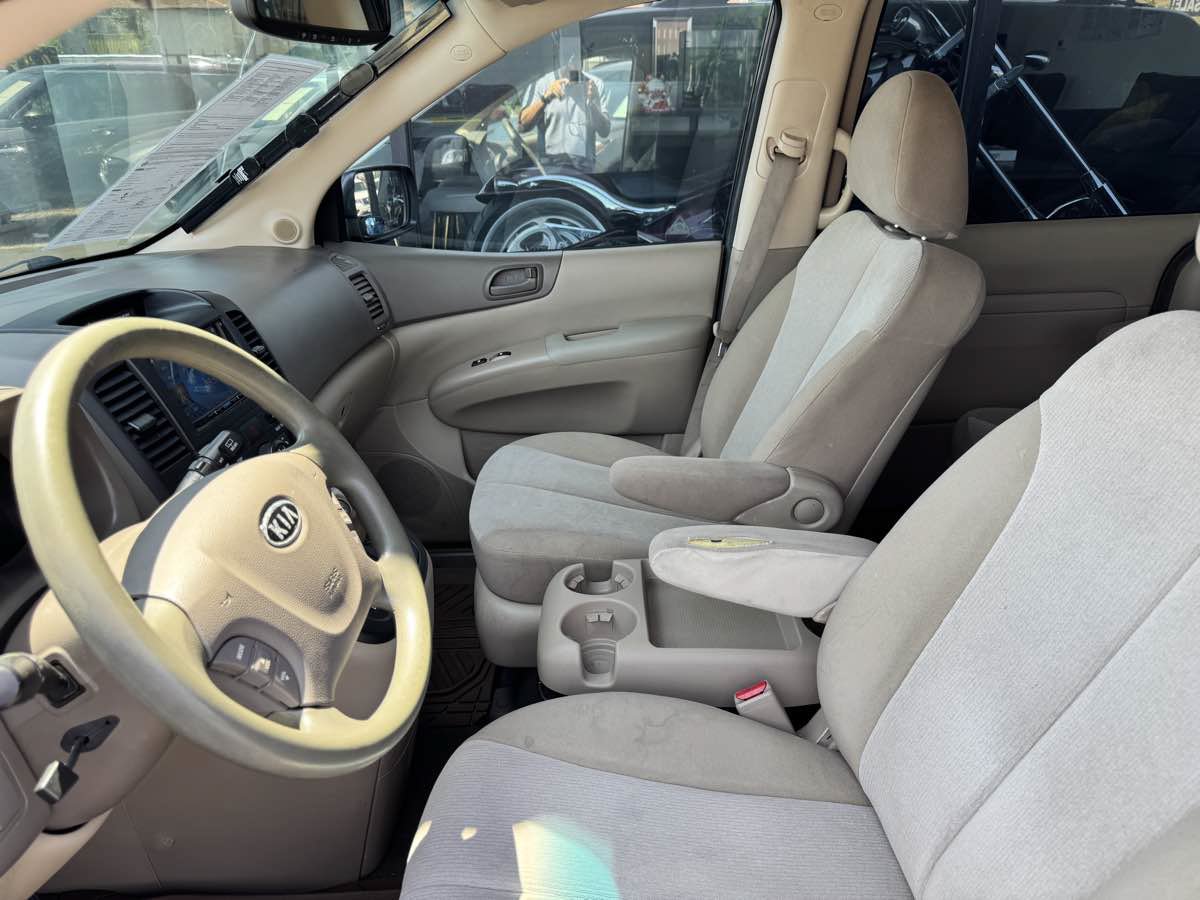 Used 2012 Kia Sedona LX w/ PWR Pkg FWD image 33