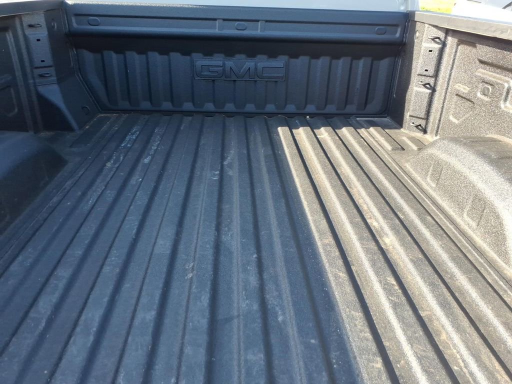 Used 2026 GMC Sierra 2500 AT4 w/ AT4 Premium Plus Package image 6
