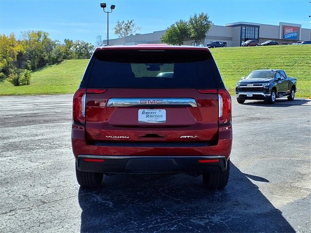 Used 2024 GMC Yukon AT4 w/ AT4 Premium Package image 20