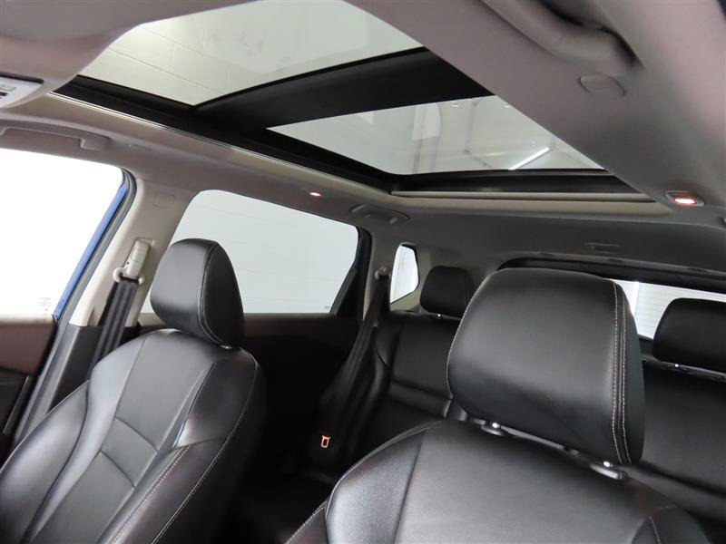 Used 2023 Nissan Rogue SL AWD/4WD image 17