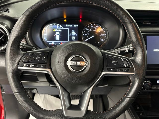 Used 2022 Nissan Kicks SR image 17