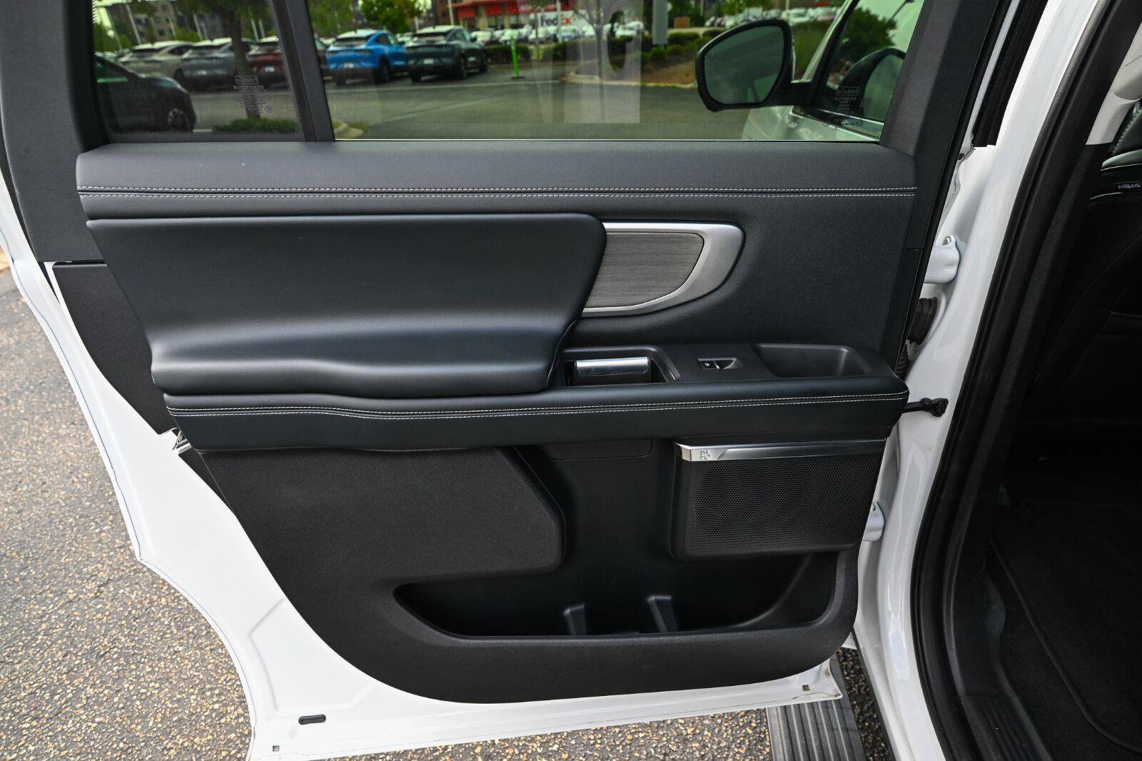 Certified 2025 Ford Expedition Max Platinum AWD/4WD image 23