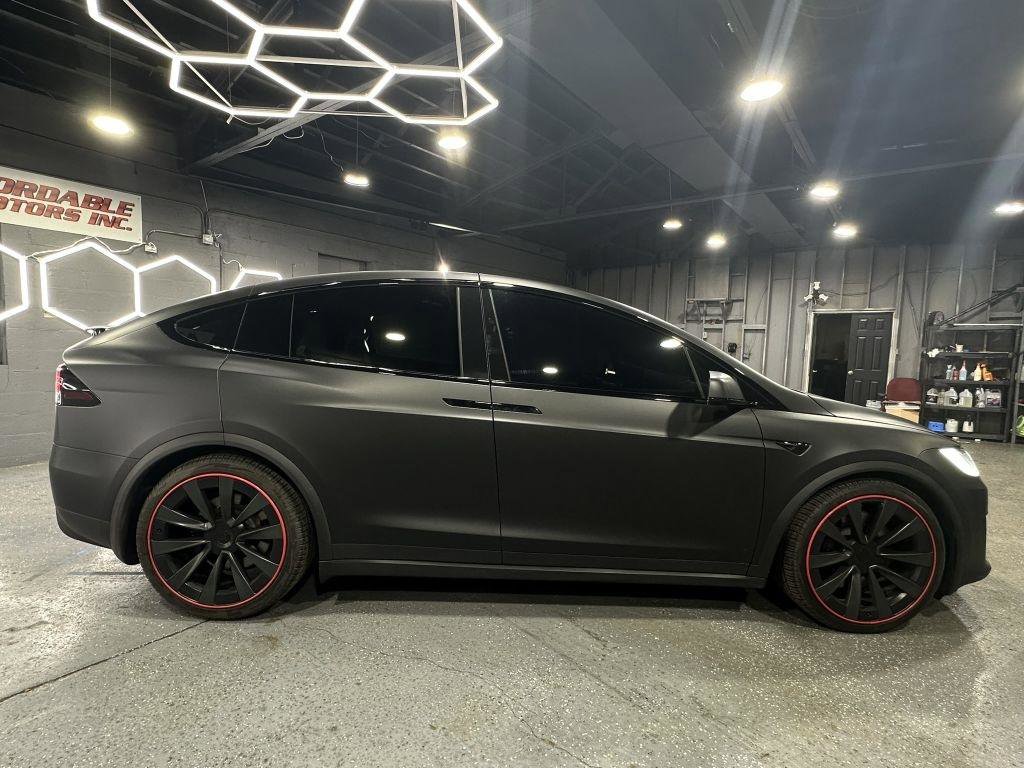 Used 2023 Tesla Model X Plaid image 7