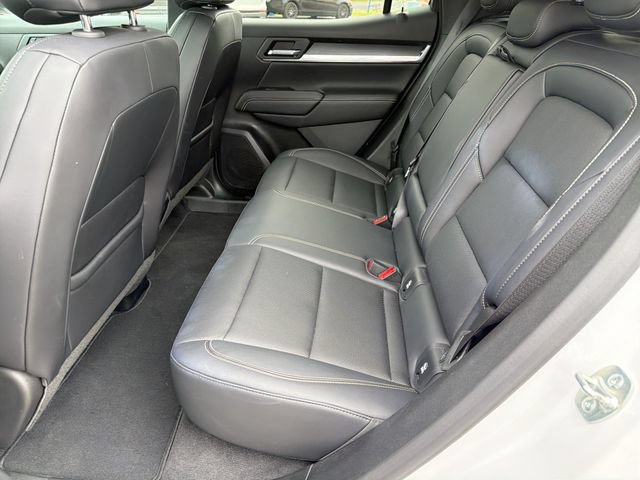 Used 2026 GMC Terrain Elevation w/ Elevation Premium Package FWD image 26
