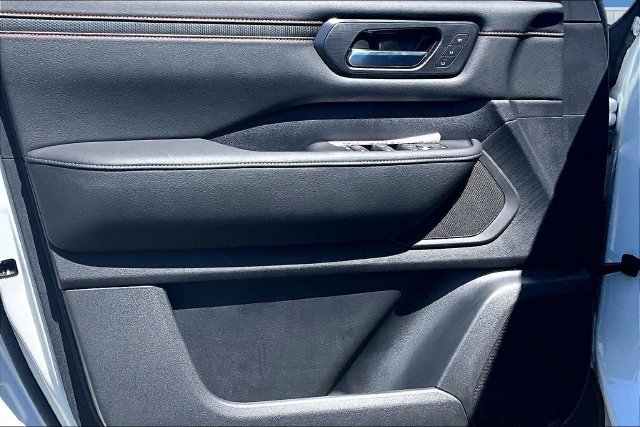 New 2026 Nissan Armada PRO-4X AWD/4WD image 8