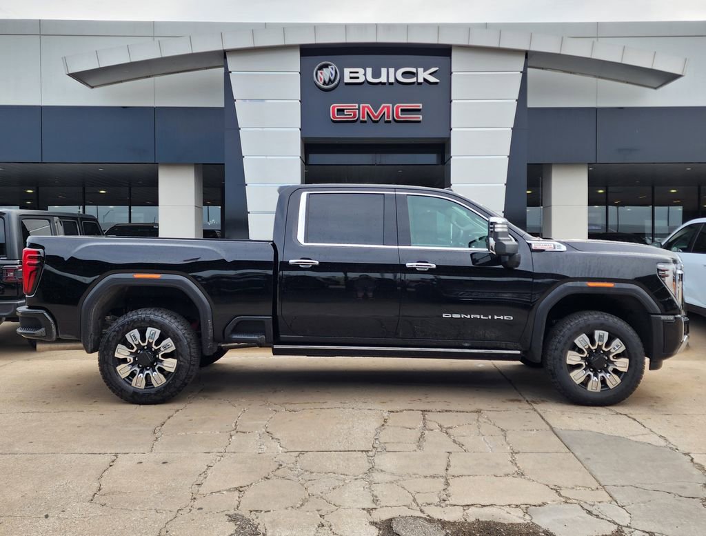 New 2026 GMC Sierra 2500 Denali image 2