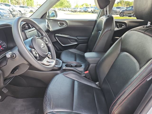 Certified 2021 Kia Soul S image 15