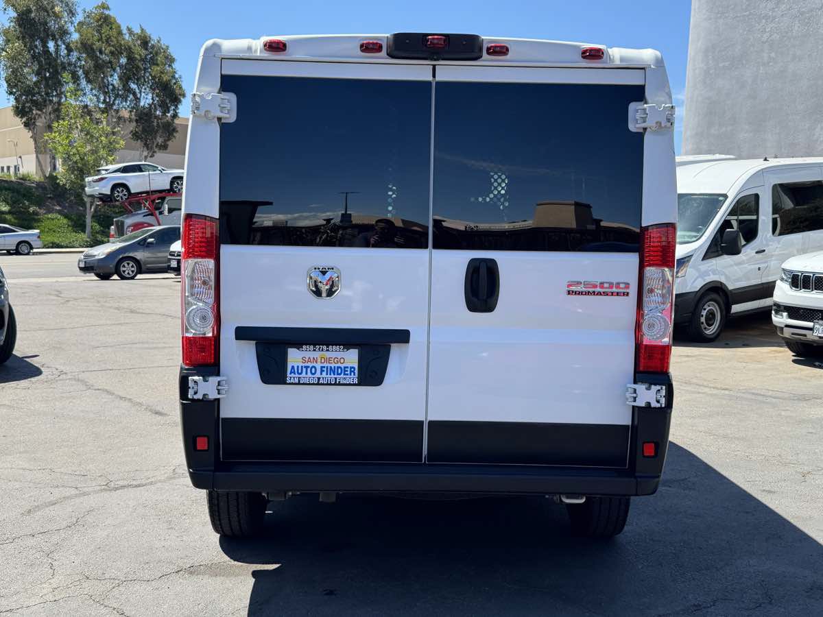 Used 2025 RAM ProMaster 2500 w/ U-Haul Equipment Group FWD image 13