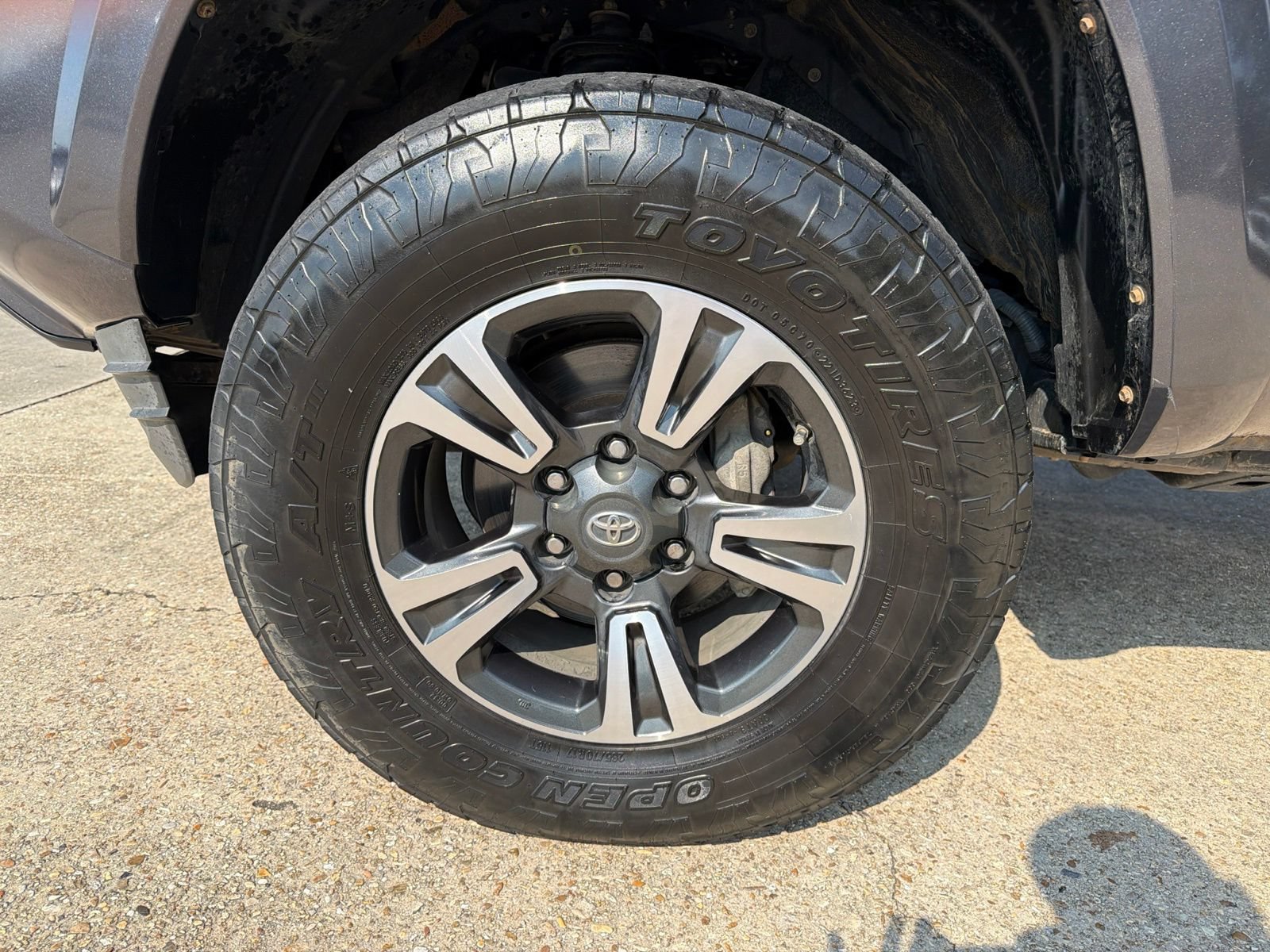 Used 2019 Toyota Tacoma TRD Sport w/ Technology Package AWD/4WD image 7