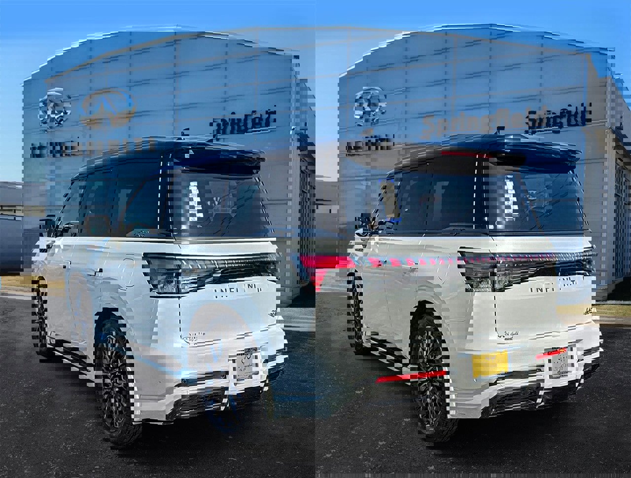 New 2026 INFINITI QX80 Autograph image 4