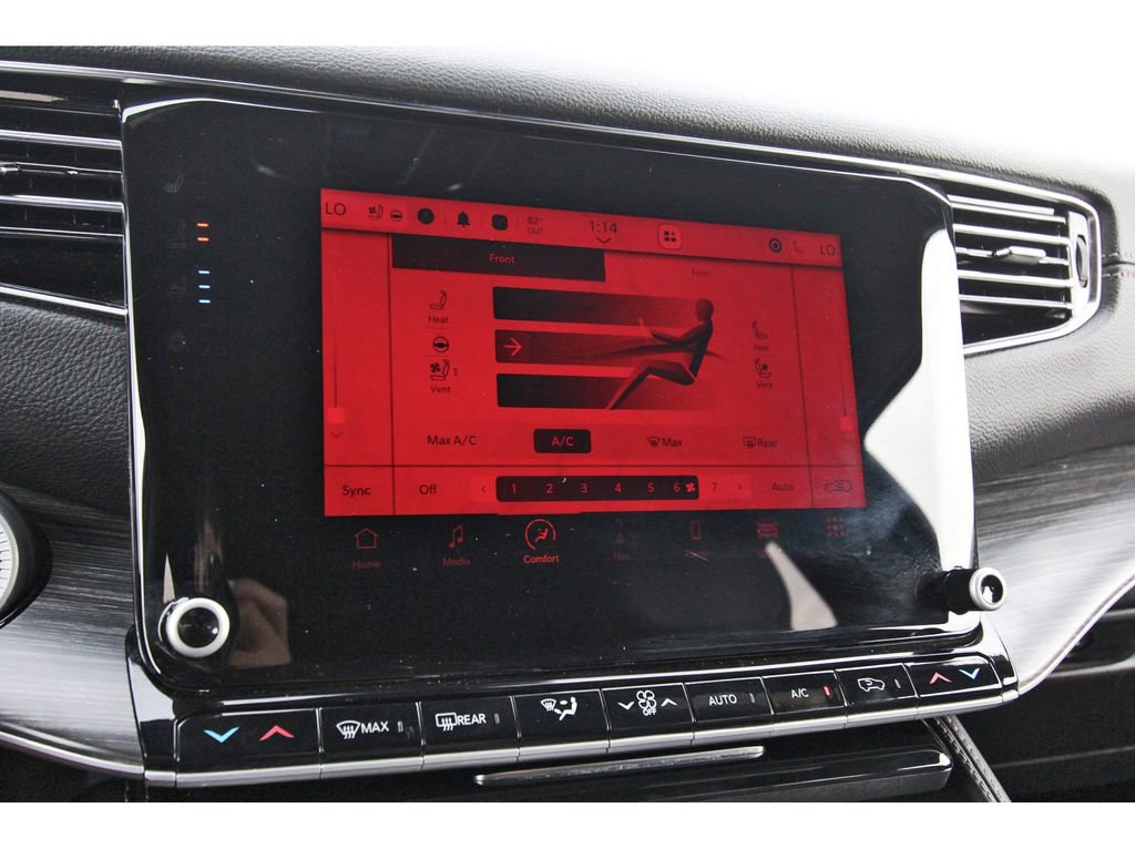 Used 2024 Jeep Wagoneer L Series II image 25