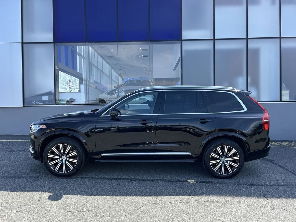Certified 2023 Volvo XC90 B6 Plus w/ Protection Package image 5