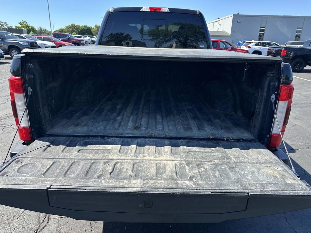 Used 2017 Ford F350 Platinum w/ Platinum Ultimate Package AWD/4WD image 10