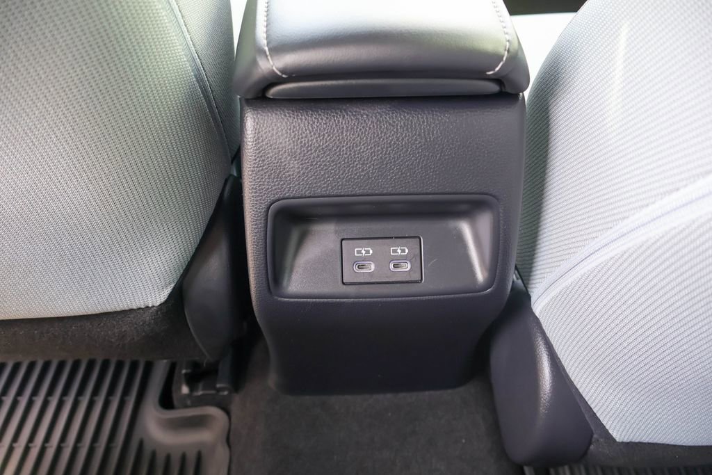 Used 2025 Toyota Corolla SE FWD image 19