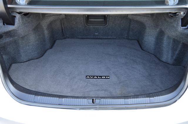 Used 2014 Toyota Avalon Limited FWD image 35