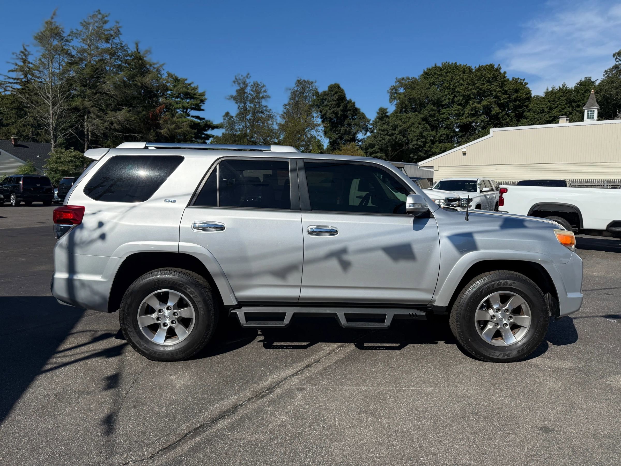 Used 2012 Toyota 4Runner SR5 image 5