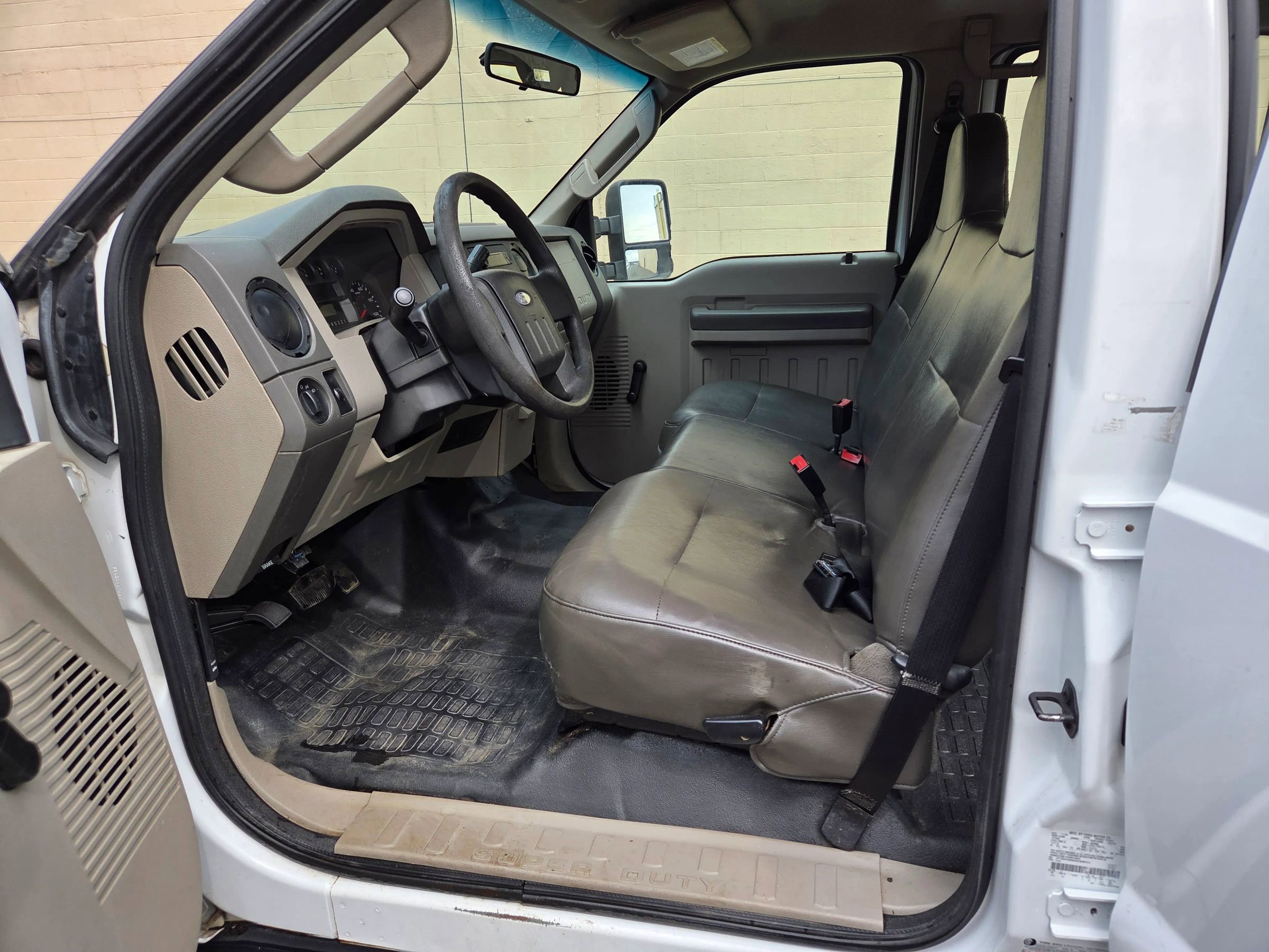 Used 2010 Ford F350 XL image 8