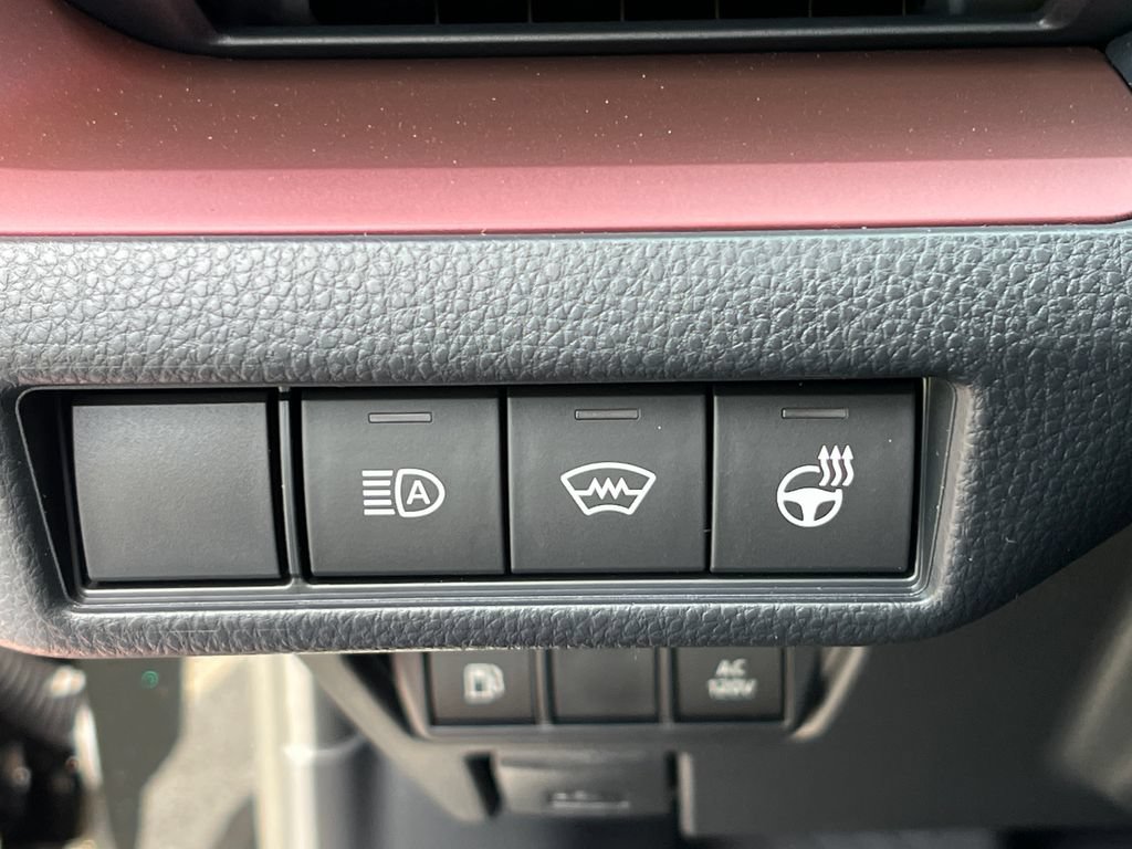 New 2026 Toyota Prius Plug-In Hybrid FWD image 27