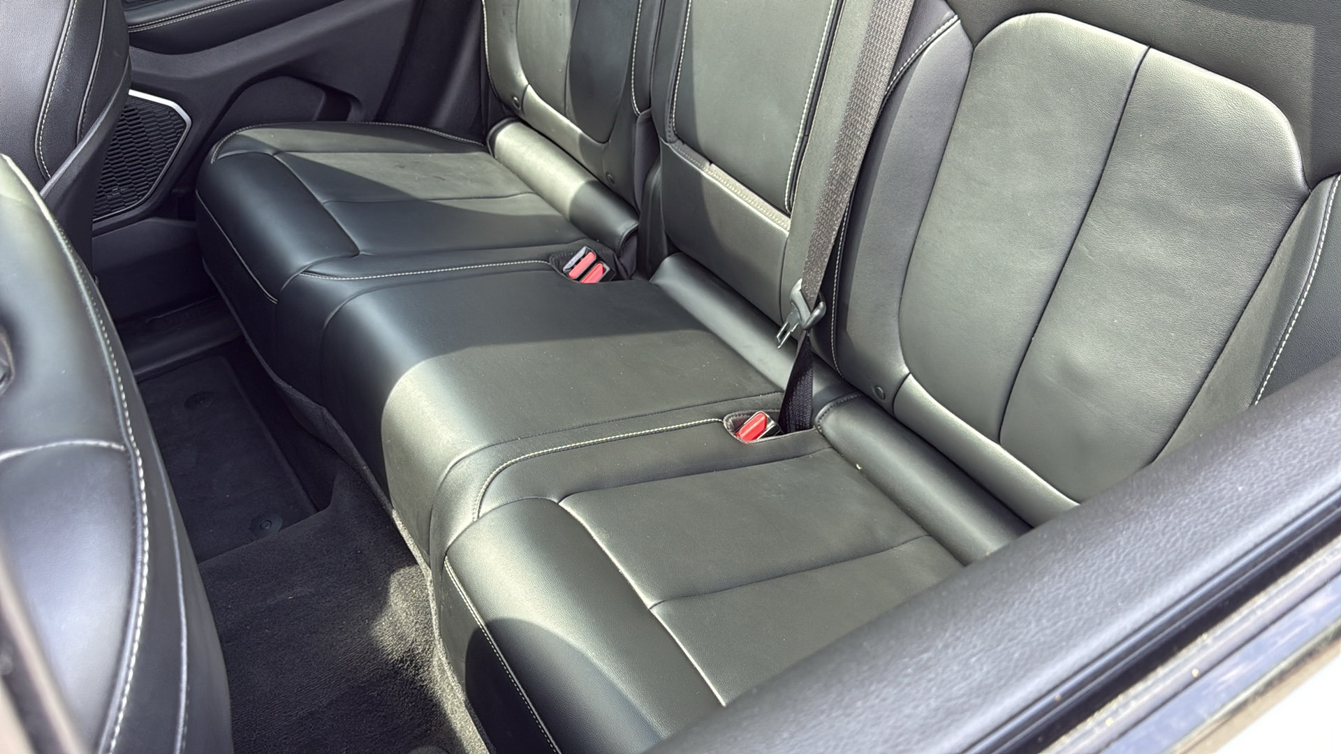 Used 2022 Jeep Grand Cherokee Limited AWD/4WD image 30